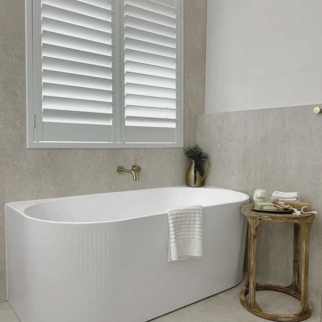 Noosa Bath Gloss White (Multifit) 1500mm