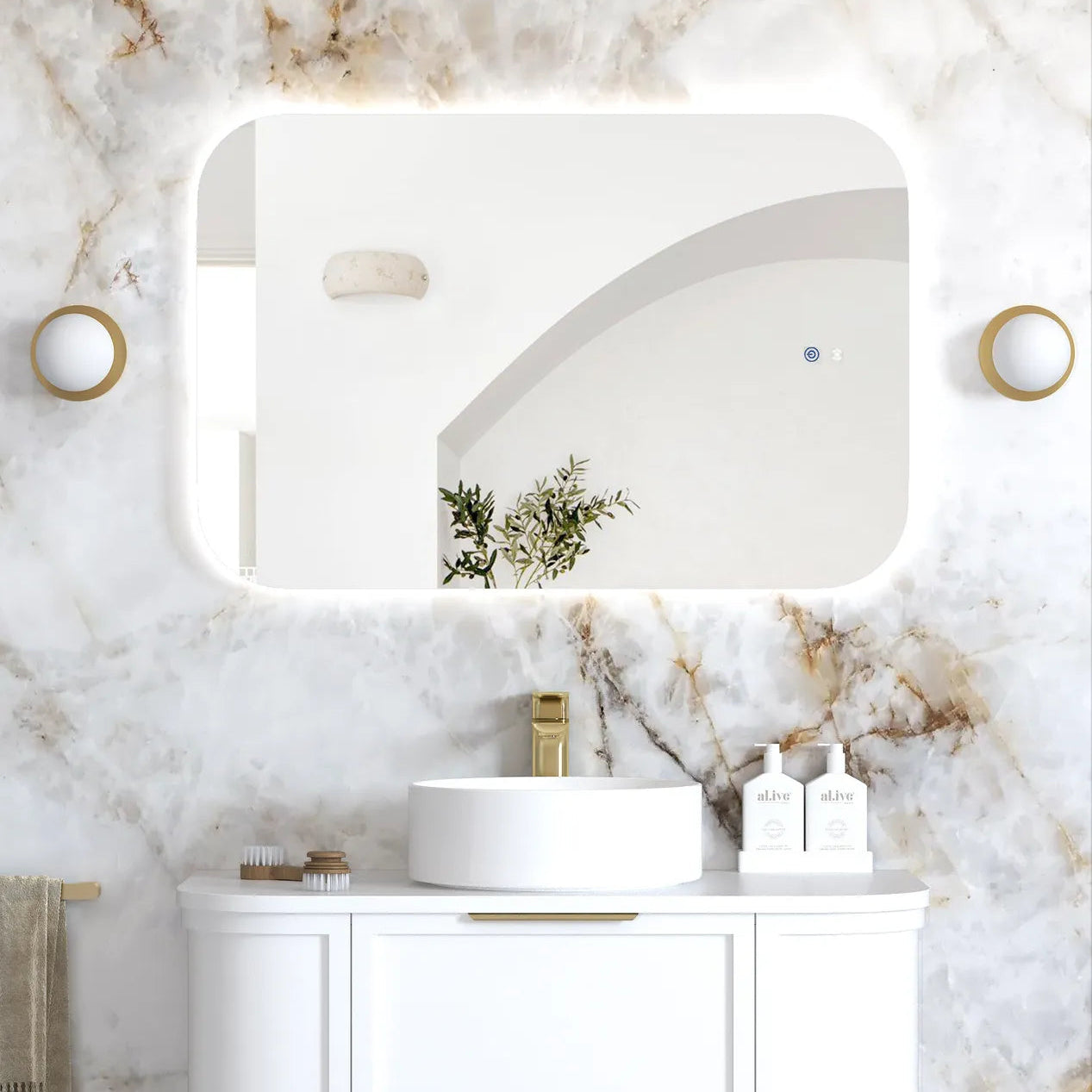 LED Newport 900x600mm Mirror
